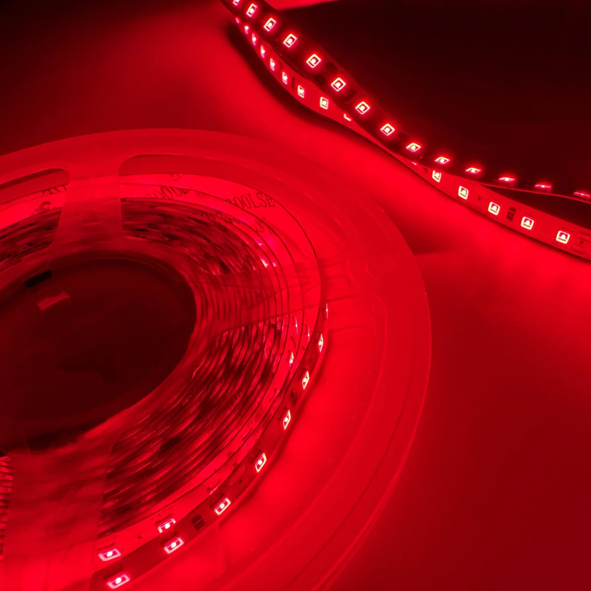 LightingWill 660–670nm SMD2835 DC12V Red LED Strip Light – 60/120/240 LEDs/m, 5 Meters, IP00/IP65