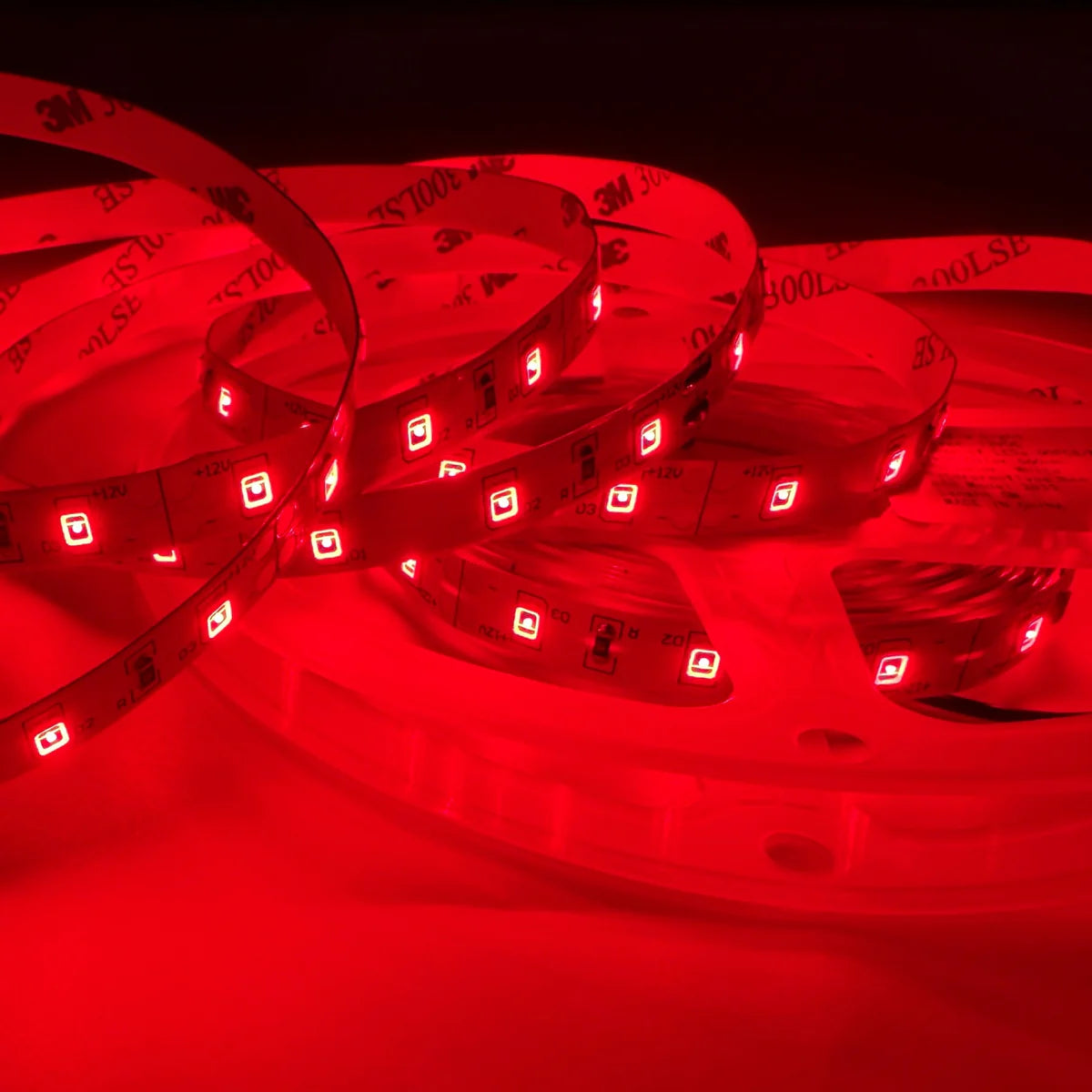LightingWill 660–670nm SMD2835 DC12V Red LED Strip Light – 60/120/240 LEDs/m, 5 Meters, IP00/IP65